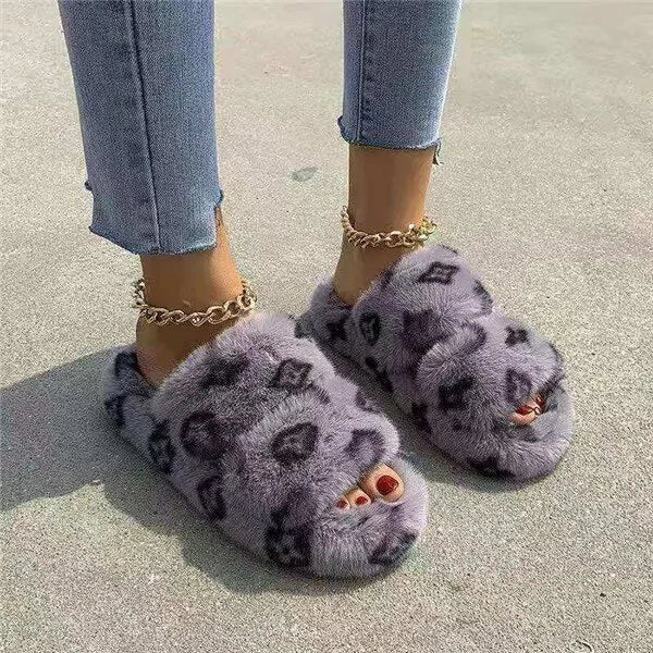 MOXIE Slippers