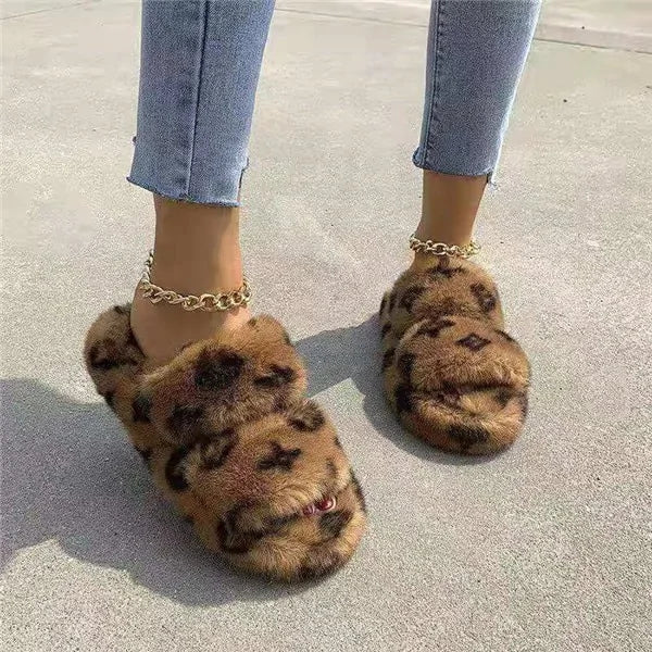 MOXIE Slippers